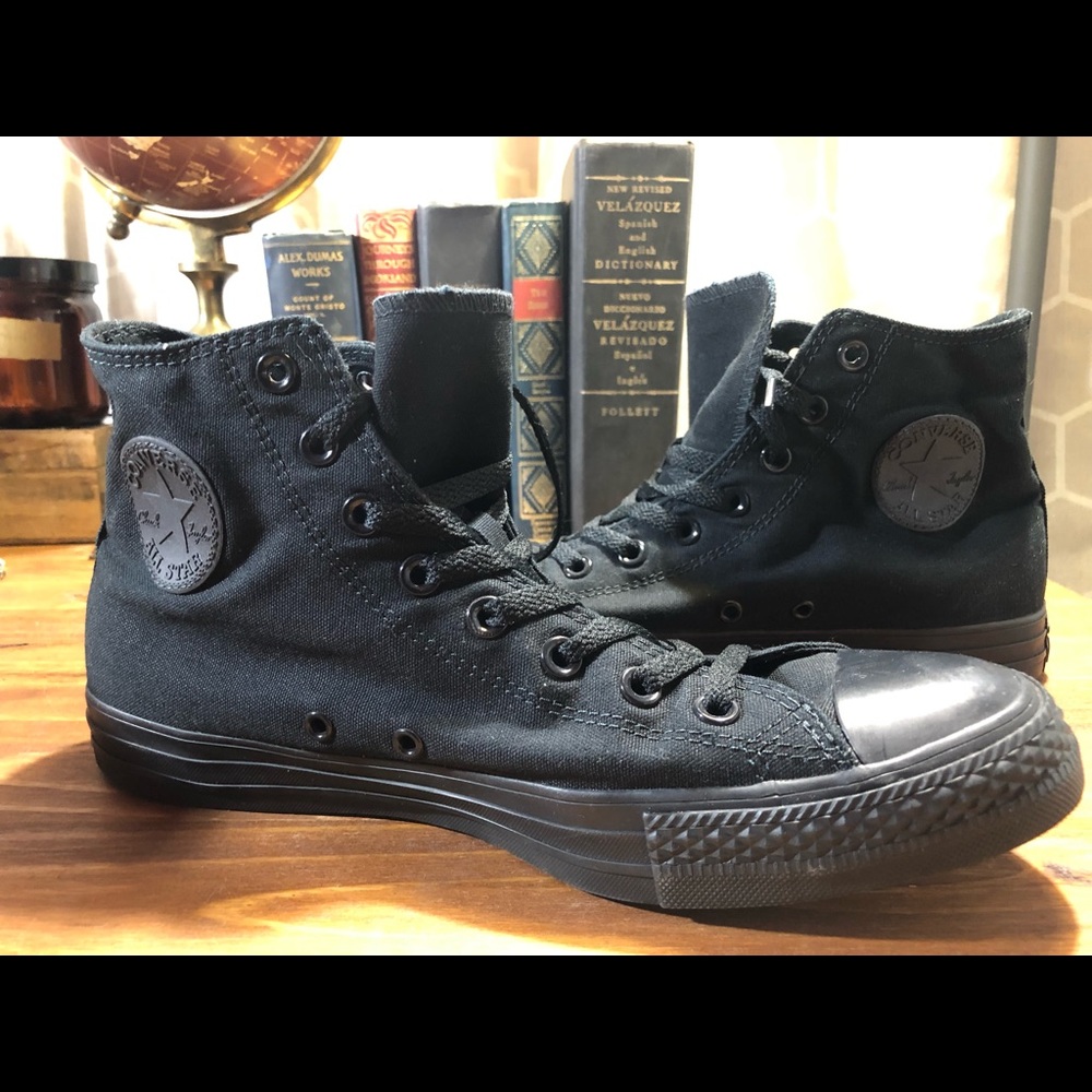 Monochrome Black Converse - Picture 2 of 7